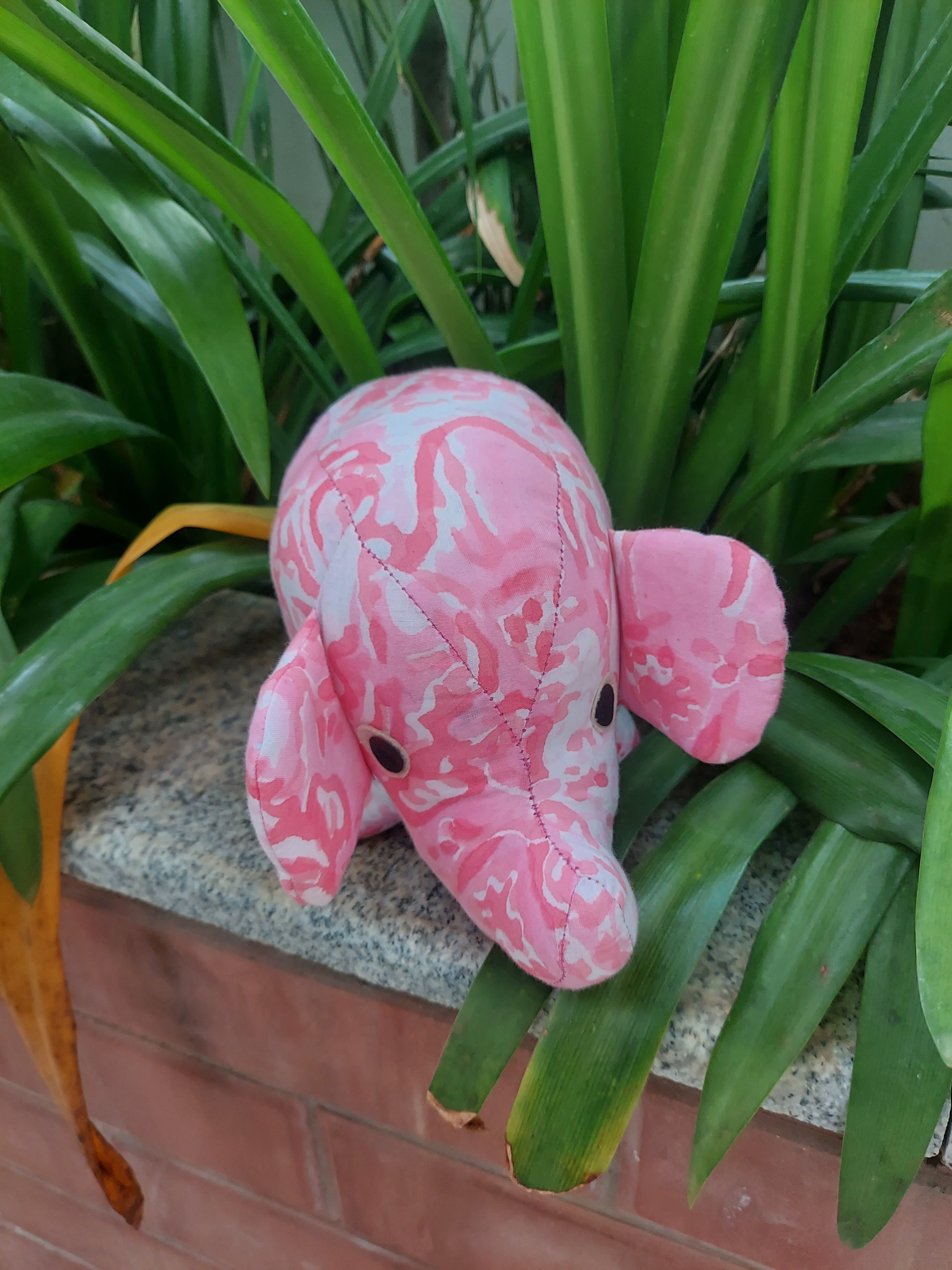 Abstract Pattern Elephants