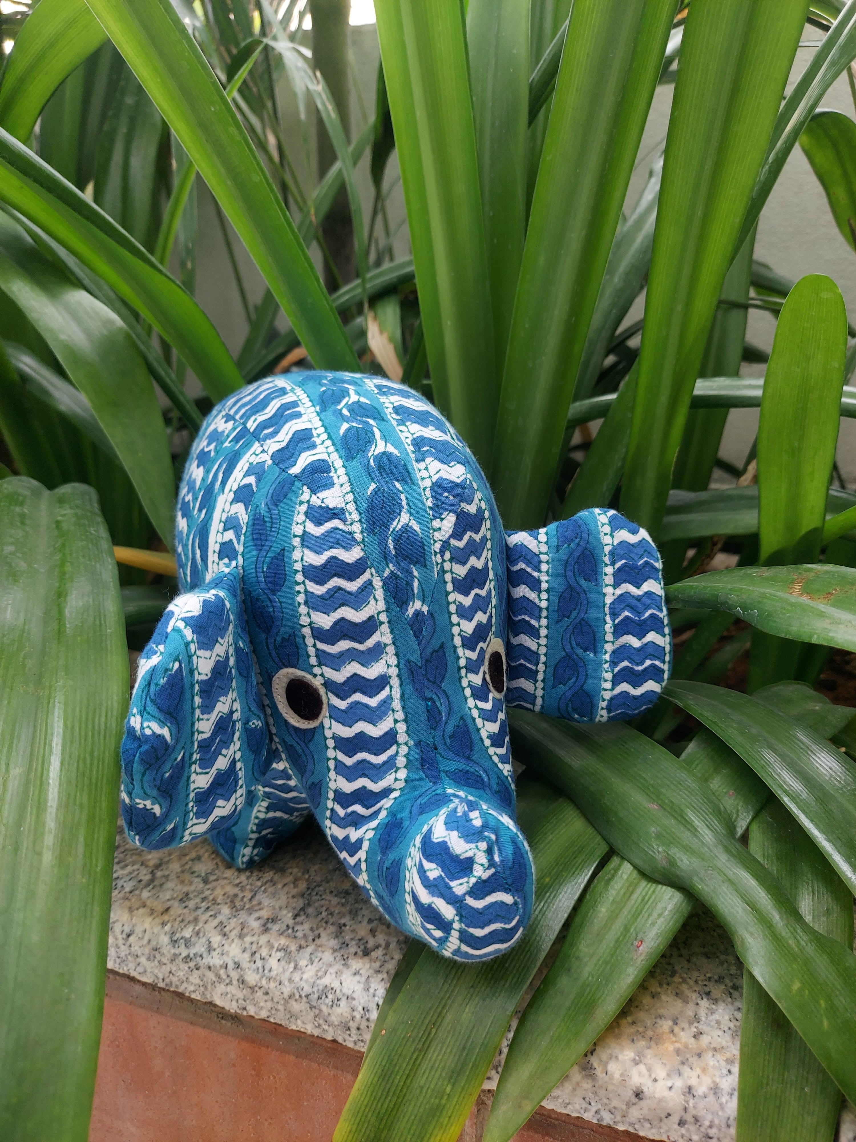 Bloom Bright Elephants