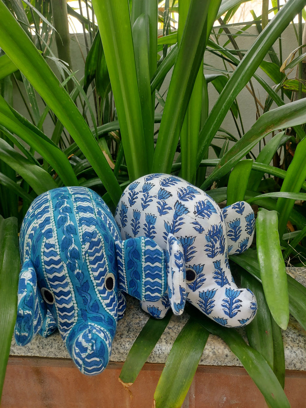 Bloom Bright Elephants