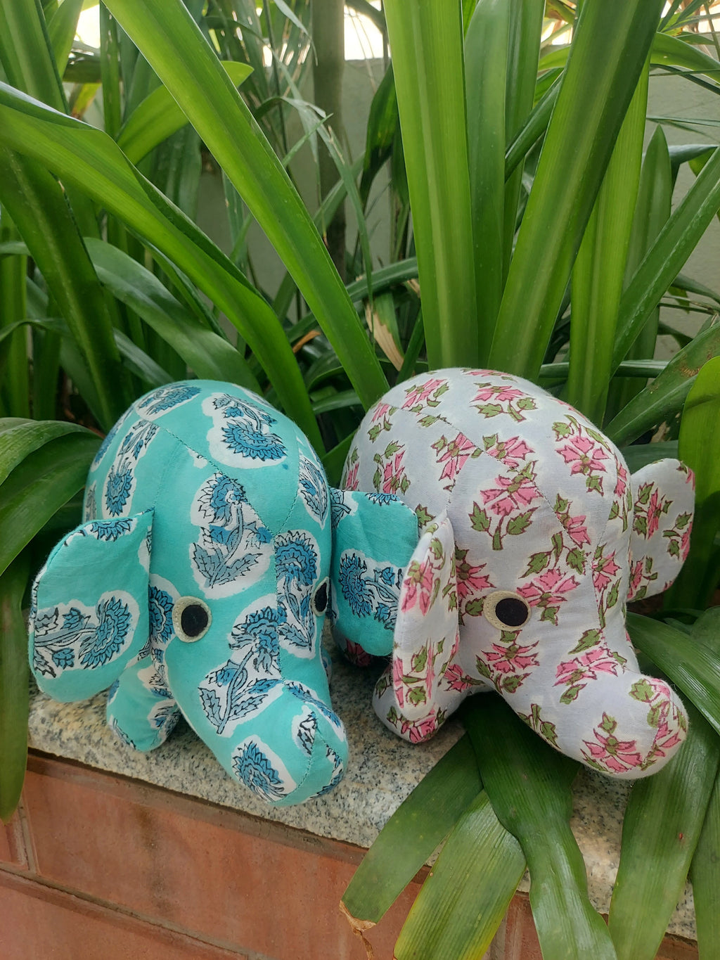 Bloom Bright Elephants