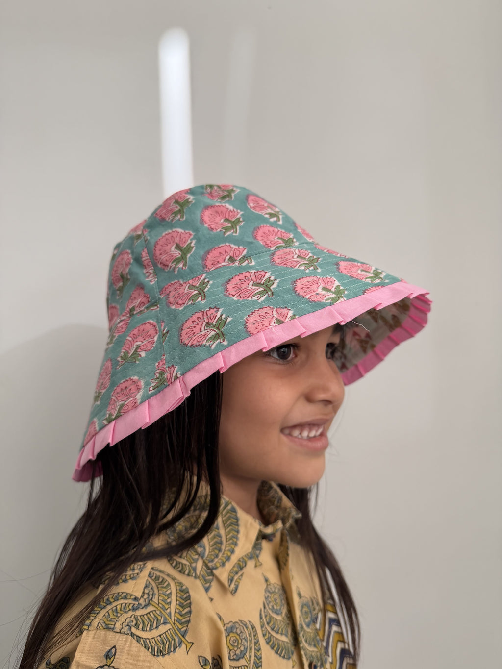 Bloom & Play Reversible Bucket Hat