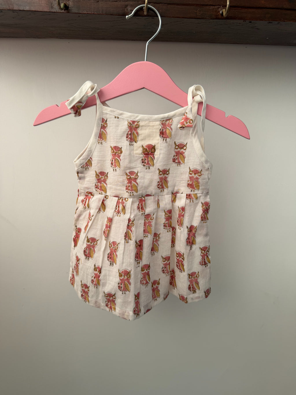 Owl knot dress