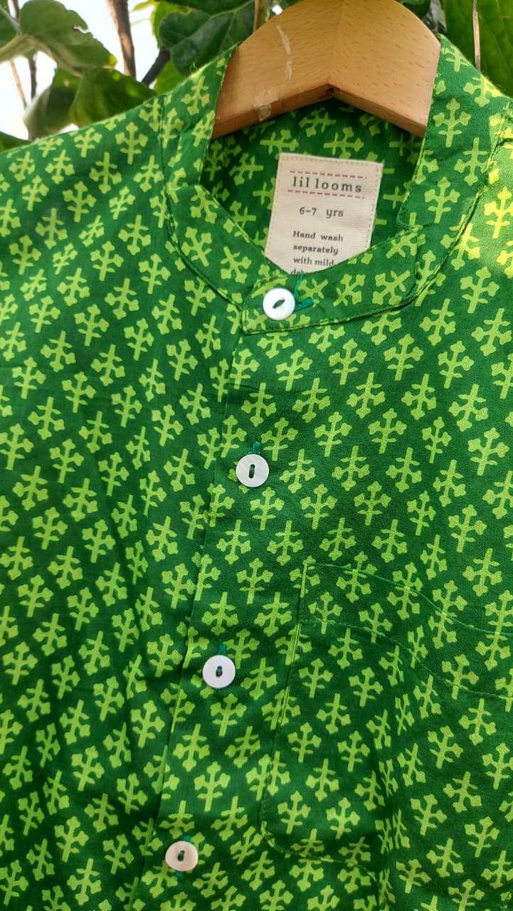 Hara Rekha Kurta
