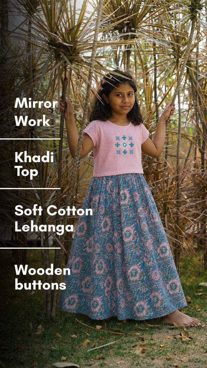 Gulabi Phool Lehenga Set